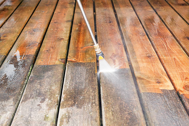Professional Pressure Washing Services in Fairfield, IL